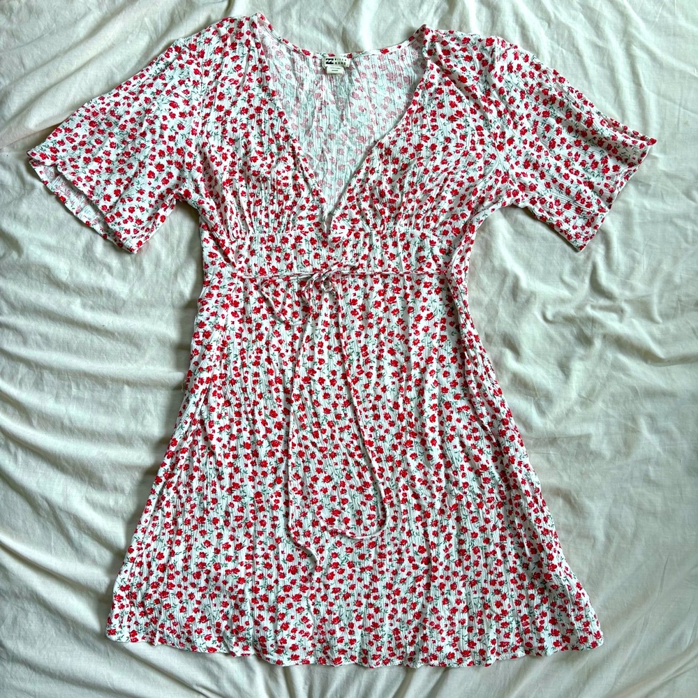 billabong light floral mini dress SMALL